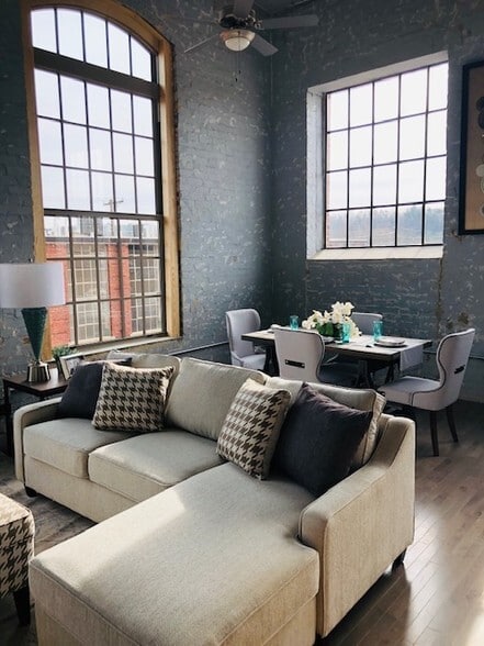 Building Photo - Bellevue Mill Apartments