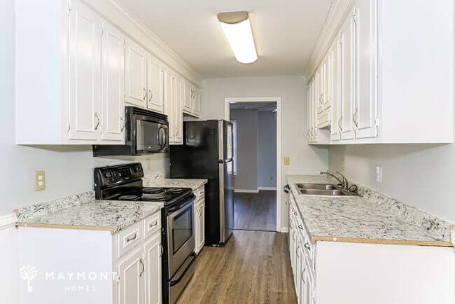 Building Photo - Classic 3-bedroom Home in Irmo, SC