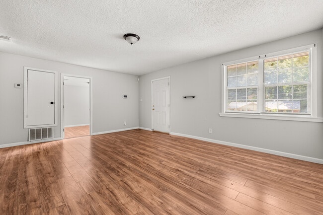 Foto del edificio - 3419 Mountain Terrace St