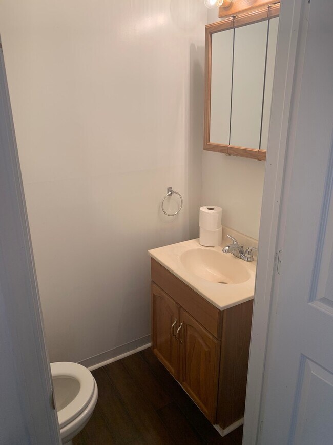 Foto del edificio - Two Bedroom/1.5 Bath in the Heart of Mt. W...