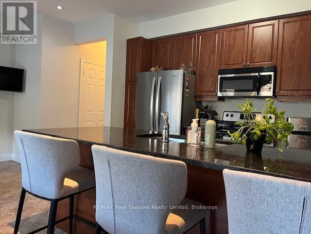 Photo du bâtiment - 29 N Maple St