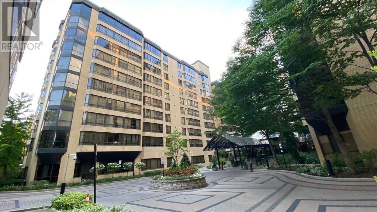 195 St Patrick St, Toronto, ON M5T 2Y8 House for Rent in Toronto, ON