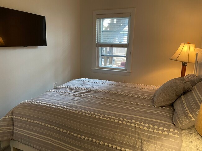 Foto del edificio - 86 Putnam St