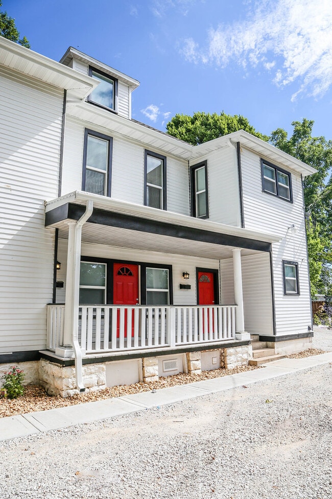 Building Photo - 512 S Main Ave