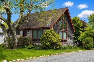 Building Photo - 4 Marten Ave