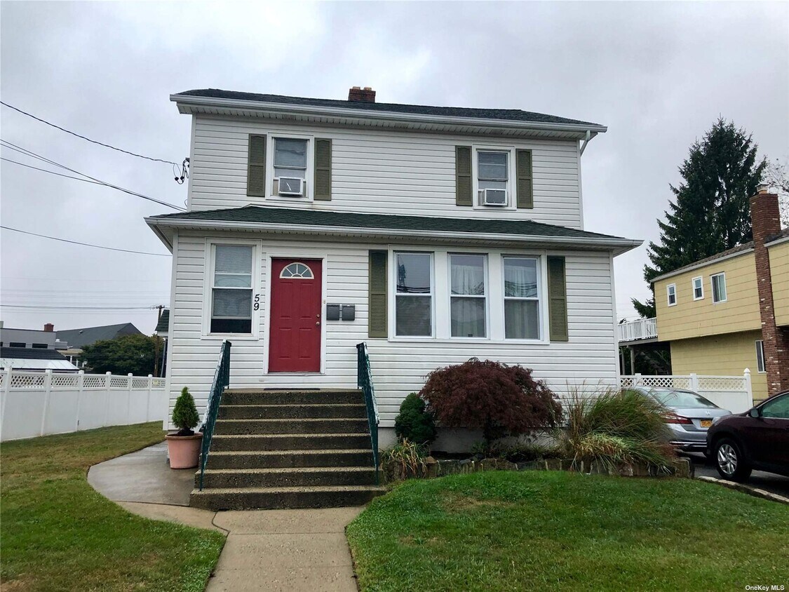 Primary Photo - 59 Langdon Pl
