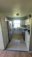 Building Photo - 12018 Sandpiper Rd