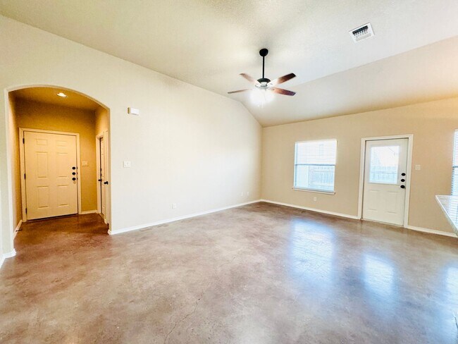 Foto del edificio - 2616-2618 Pahmeyer Rd