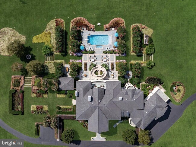 Foto del edificio - 200 Bridgeview Ln