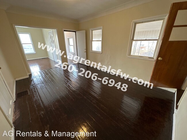 Foto del edificio - 3 br, 2 bath House - 820 E Lewis St