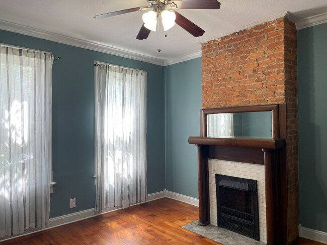 Foto del edificio - 1081 Harrison Ave