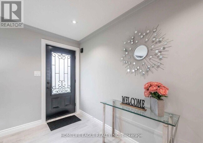 Photo du bâtiment - 79 Simcoe Rd