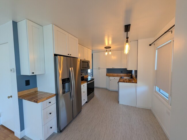 Foto del edificio - 1309 W Water St