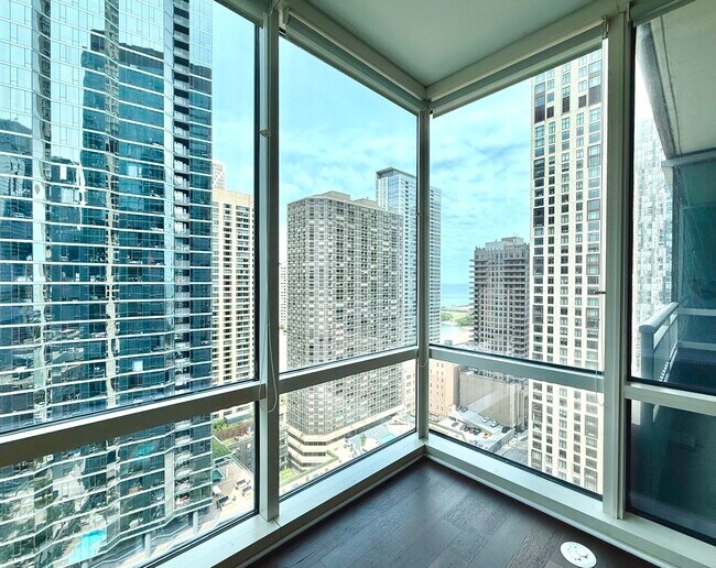Foto del edificio - 505 N McClurg Ct