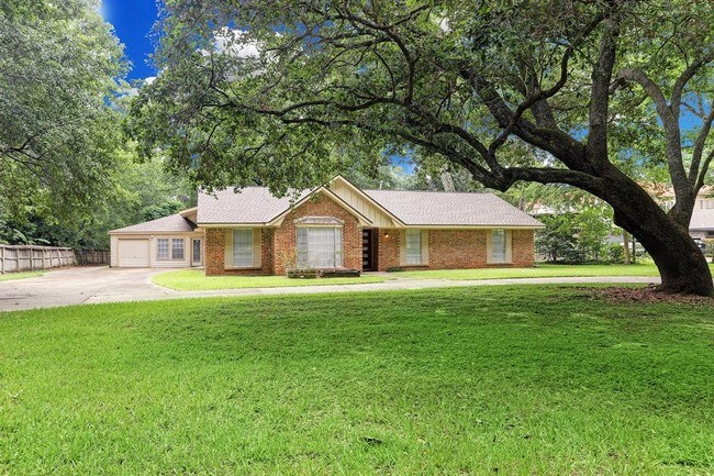 Building Photo - 3513 Hideaway Ln
