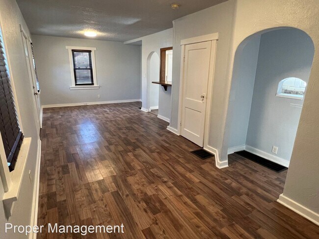 Foto del edificio - 2 br, 1 bath House - 3614 El Paso Ave