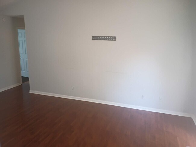 Building Photo - 511 Red Fox Ct