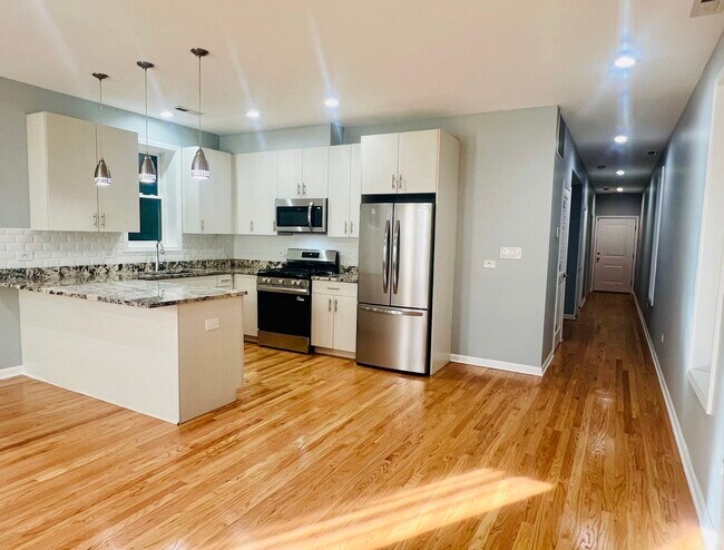 Foto del edificio - 1750 W Cermak Rd