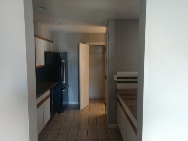 kitchen - 8 Peck Ln
