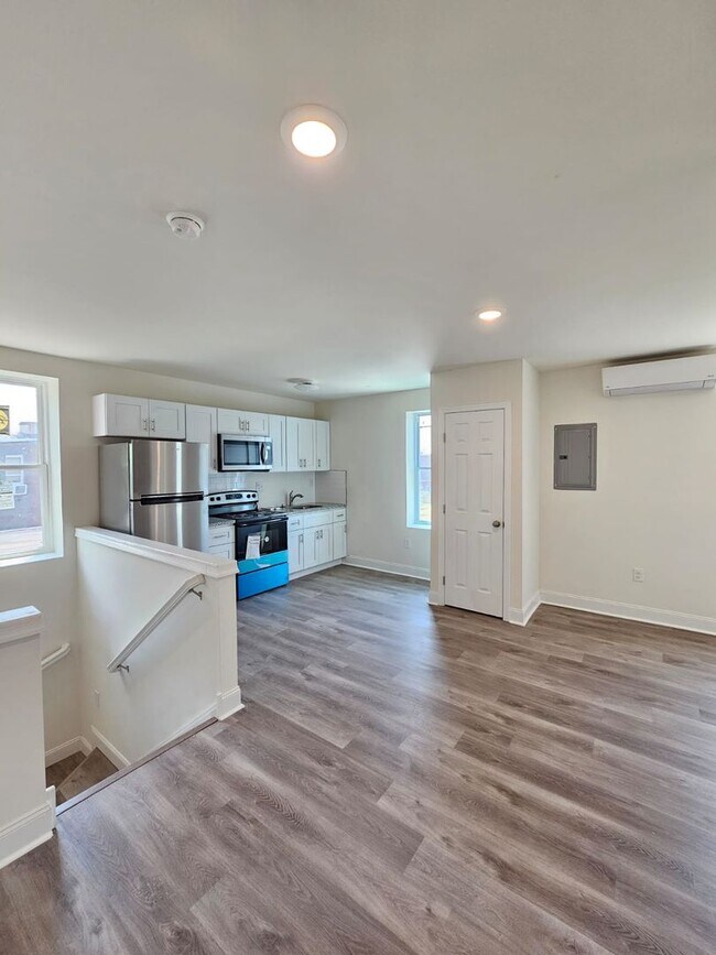 Foto del edificio - 4136 Mantua Ave