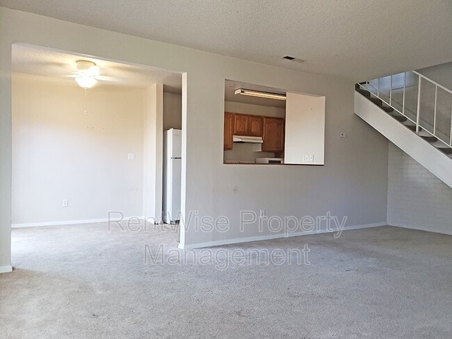 Building Photo - 5248 W Kootenai St