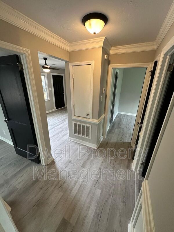 Building Photo - 2932 Abelia Dr