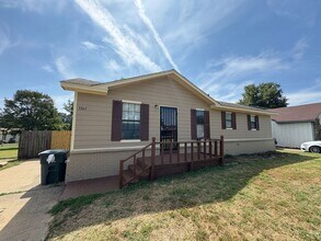 Building Photo - 3367 Burgess Dr