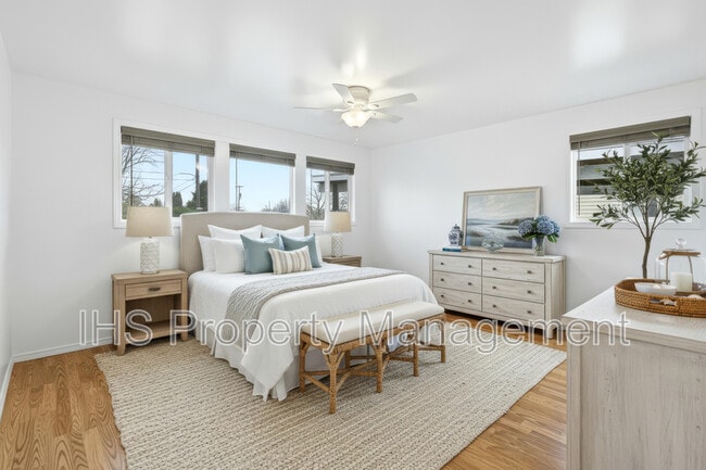 Foto del edificio - 1402 Potter Ave