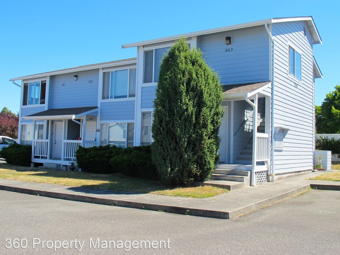 750 SE 8th Ave, Oak Harbor, WA 98277 Room for Rent in Oak Harbor, WA