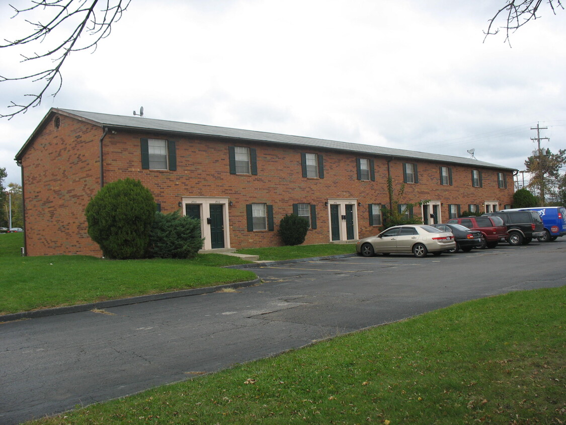 Foto principal - 2976 Sandridge Ave