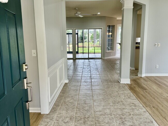 Foto del edificio - Outstanding Two Bedroom Home in Sun City!