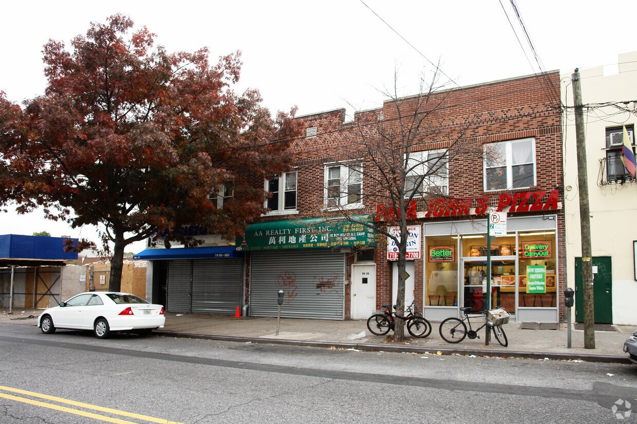 Foto del edificio - 9031-9035 Corona Ave