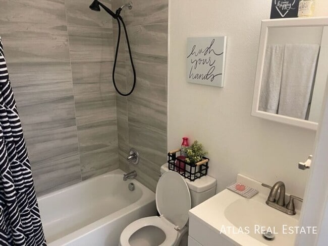 Foto del edificio - 4340 Ericson Dr