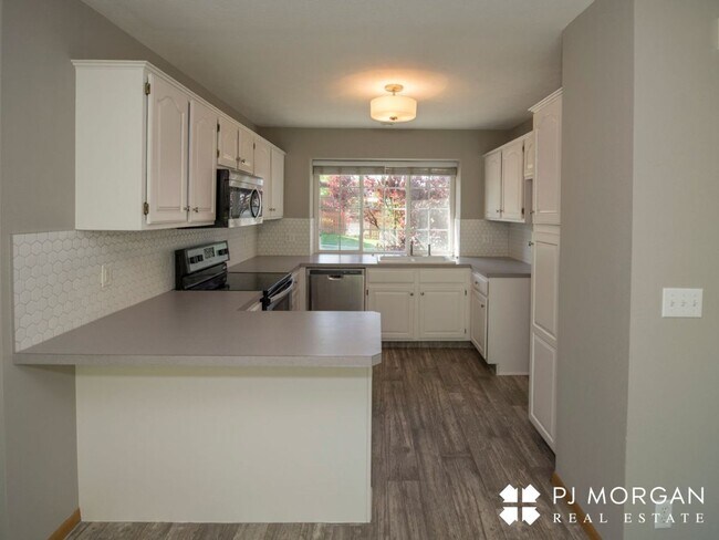 Foto del edificio - 14512 Fowler Ave