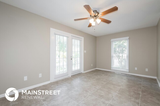 Foto del edificio - 4404 Liverpool Ln