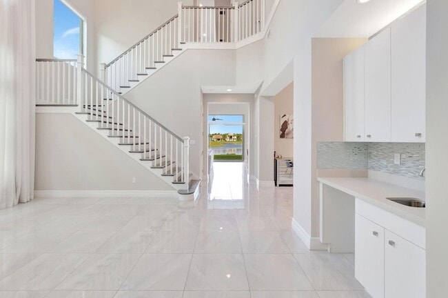 Building Photo - 16317 Cabernet Dr