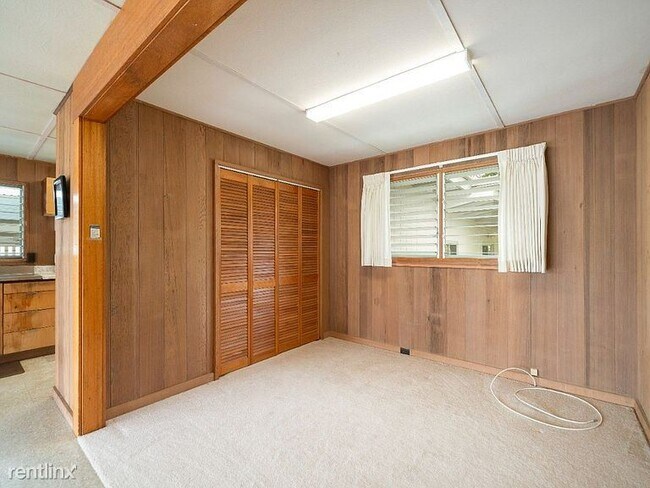 Foto del edificio - 3 br, 2 bath House - 50 Hale Nani St