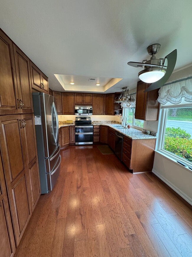 Foto del edificio - Beautifully updated La Jolla model in Leis...