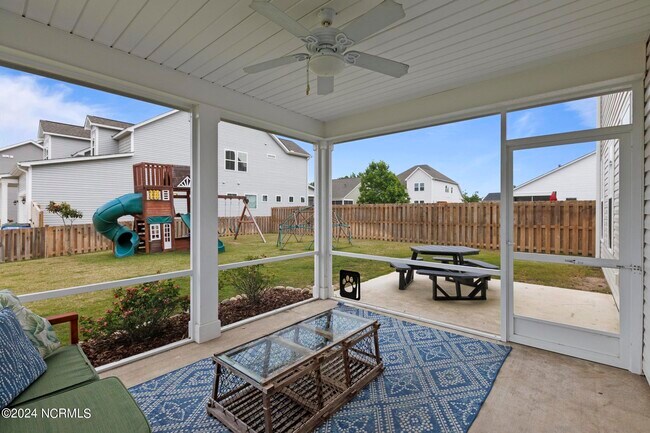 Building Photo - 907 W Arboria Dr