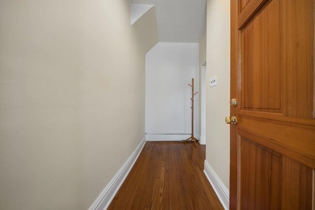 Foto del edificio - 152 W 9th St