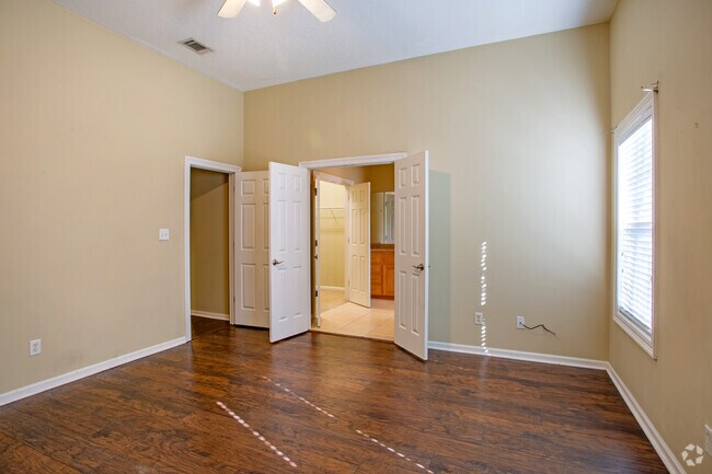Suite 1720A, 3HAB, 3.5BA Dormitorio 2 - HeatherGlenn