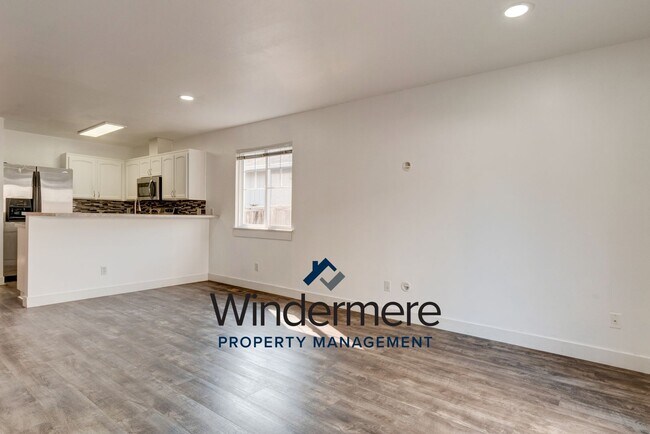 Foto del edificio - Charming Home in the Heart of Oak Harbor –...