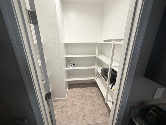 Foto del edificio - 38172 W San Sisto Ave