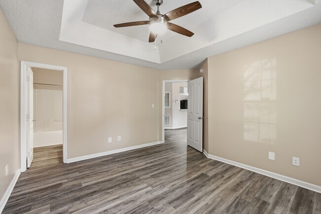 Foto del edificio - Sterling Pointe Apartments