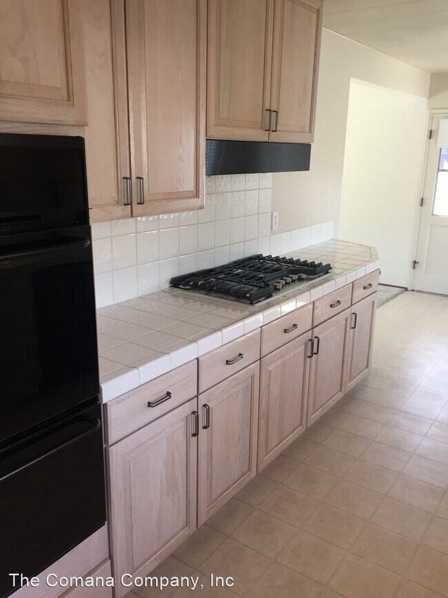 Building Photo - 3 br, 2 bath House - 6911 Airoso Avenue