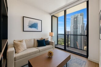 Building Photo - 398 NE 5th St