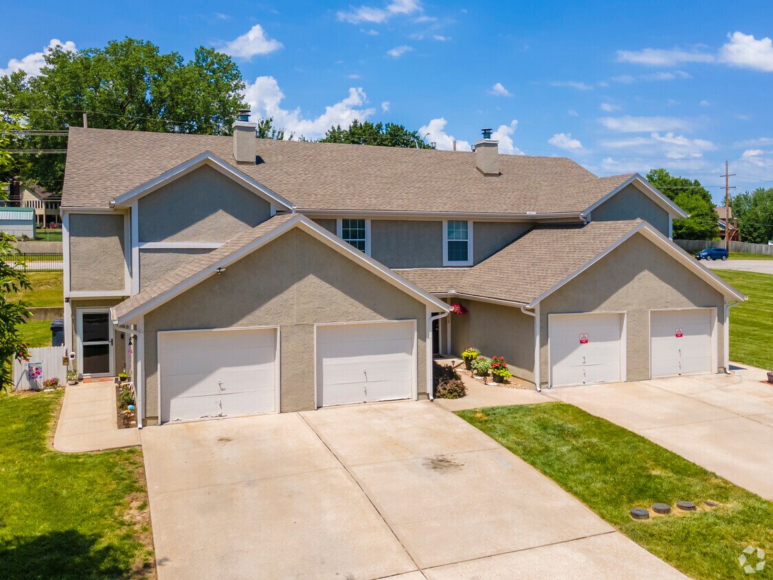 Chestnut Heights 1250012522 S Constance St Olathe, KS Apartments for Rent in Olathe