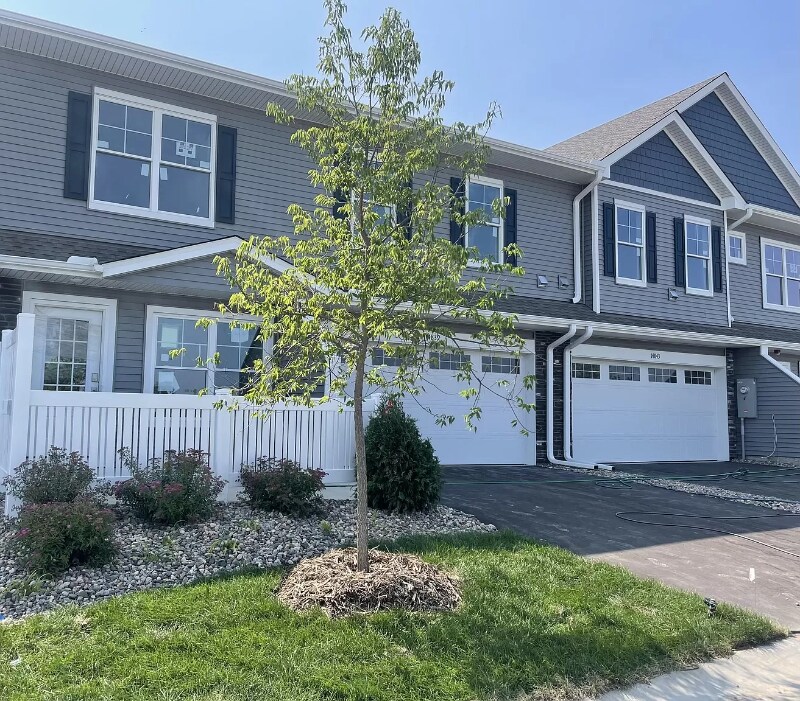 14839 Ardee Pl, Rosemount, MN 55068 Townhome Rentals in Rosemount MN