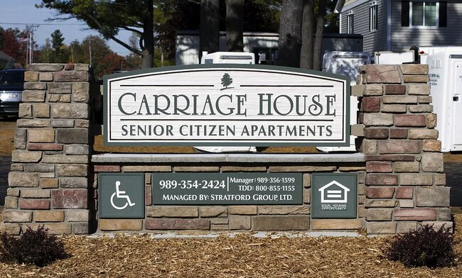 Foto del edificio - 451 Pinecrest St