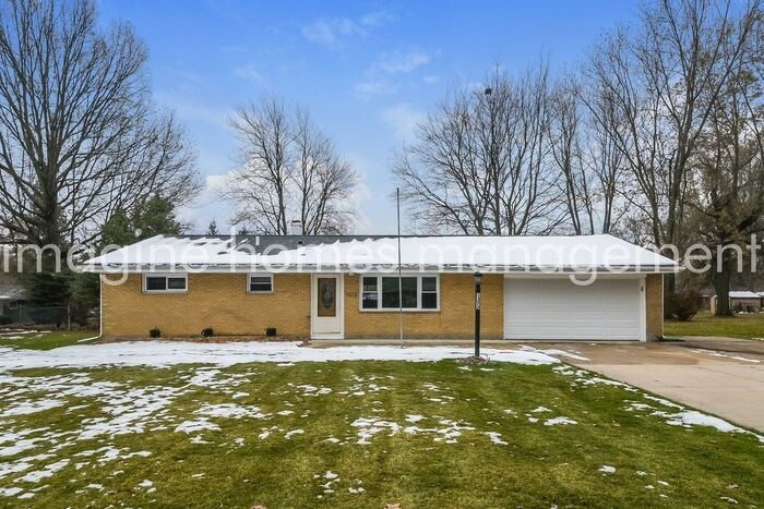 Primary Photo - Beautiful Ranch Home in Macedonia